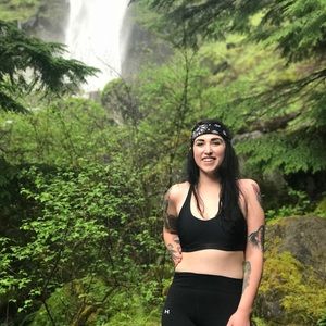 Meet your Posher, Brianna